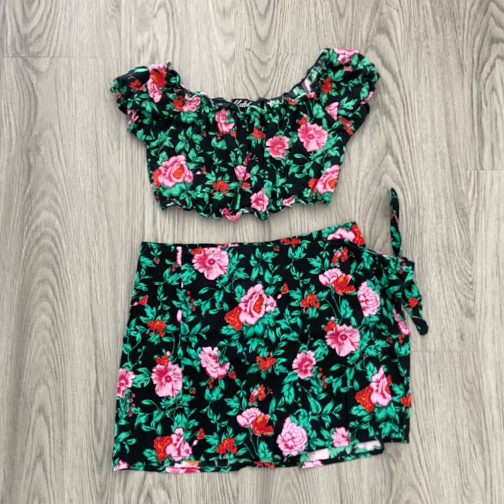 Motel floral matching set